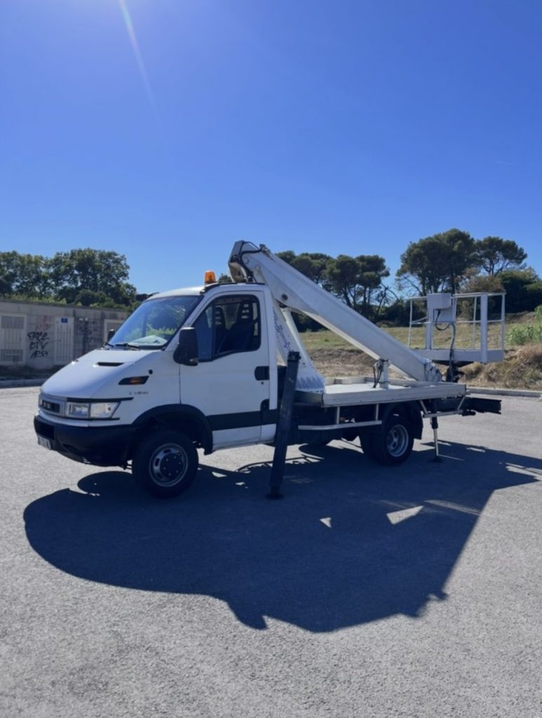 Iveco 35 c11